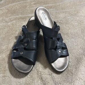 Clarks Women's Bindables Ella Black Sandals